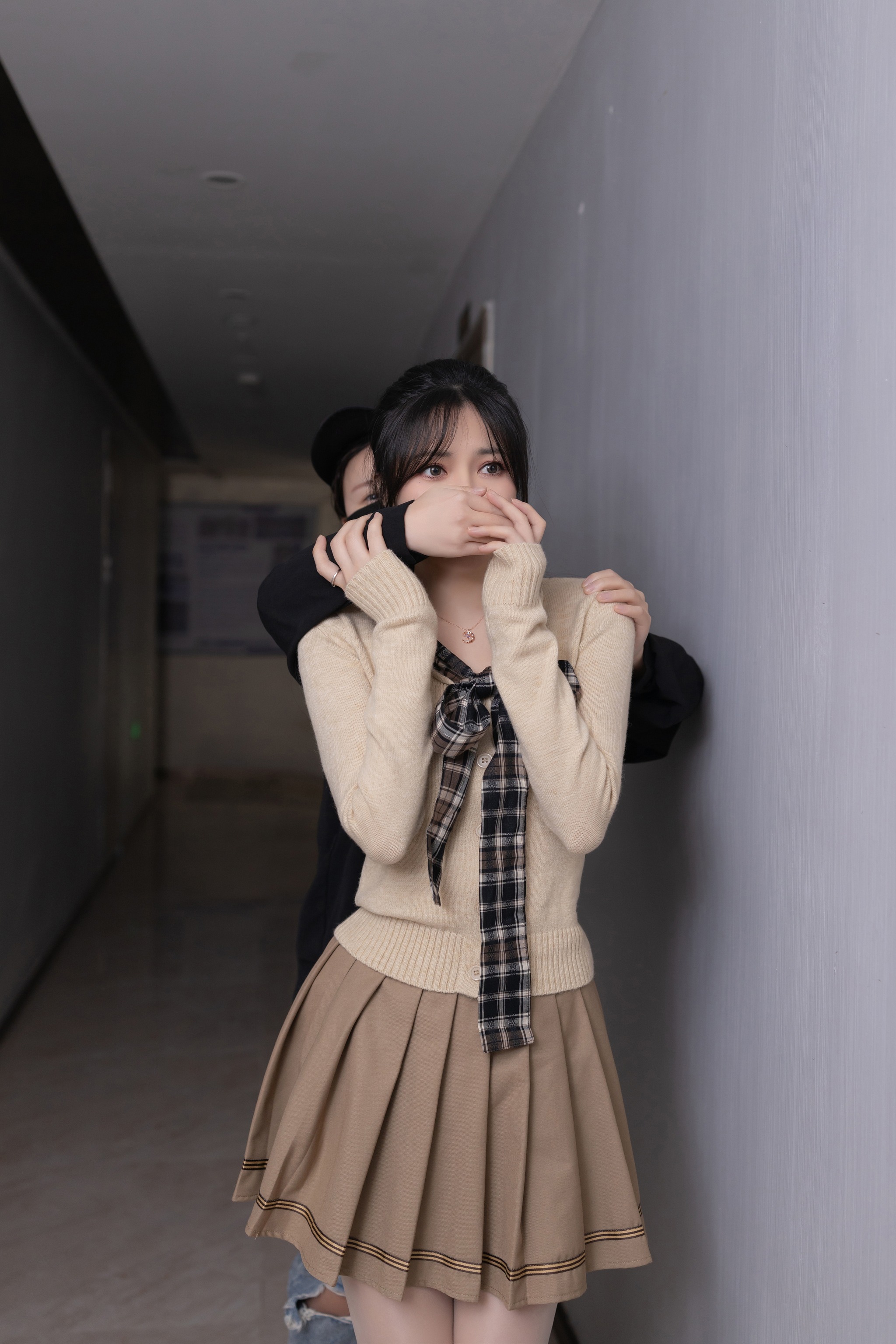 图片[1]-鱼子酱Fish – NO.213 （私拍）《跟踪狂》[120P]-XikXak